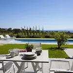 Lefteris